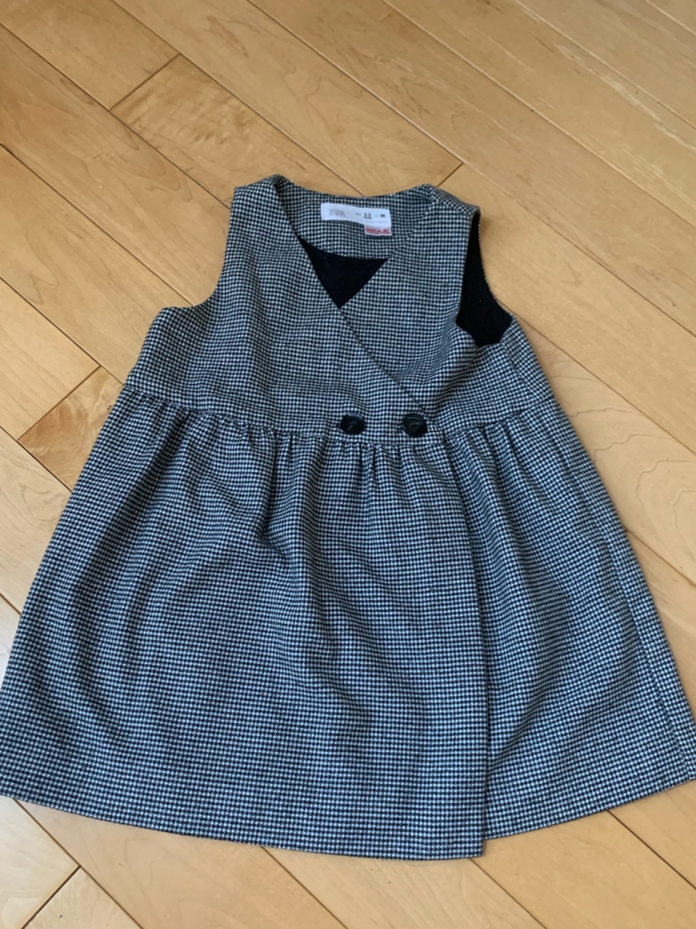 Zara size 2-3Y Houndstooth Sleeveless Dress with Buttons